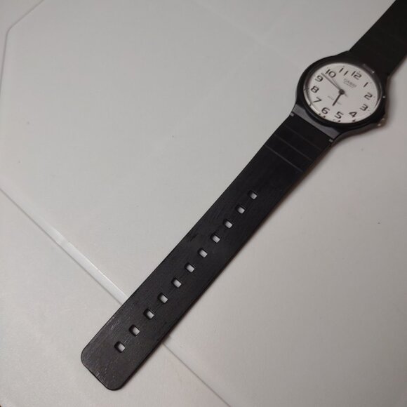 Black Casio Analog Watch With White Dial - Picture 4 of 11
